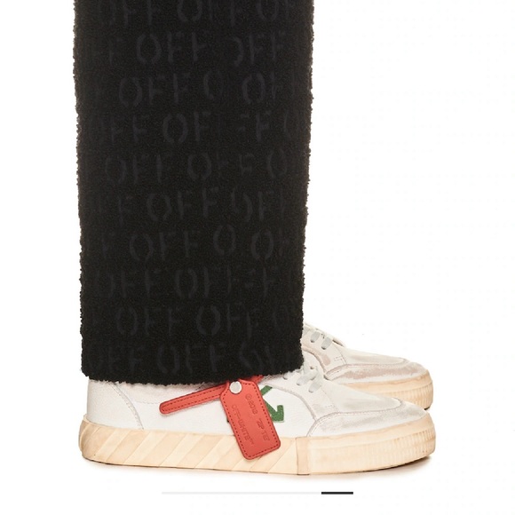 Off White Shoes - Picture 2 of 7